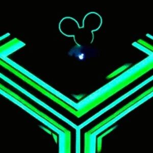 Meet your Posher, Kenny